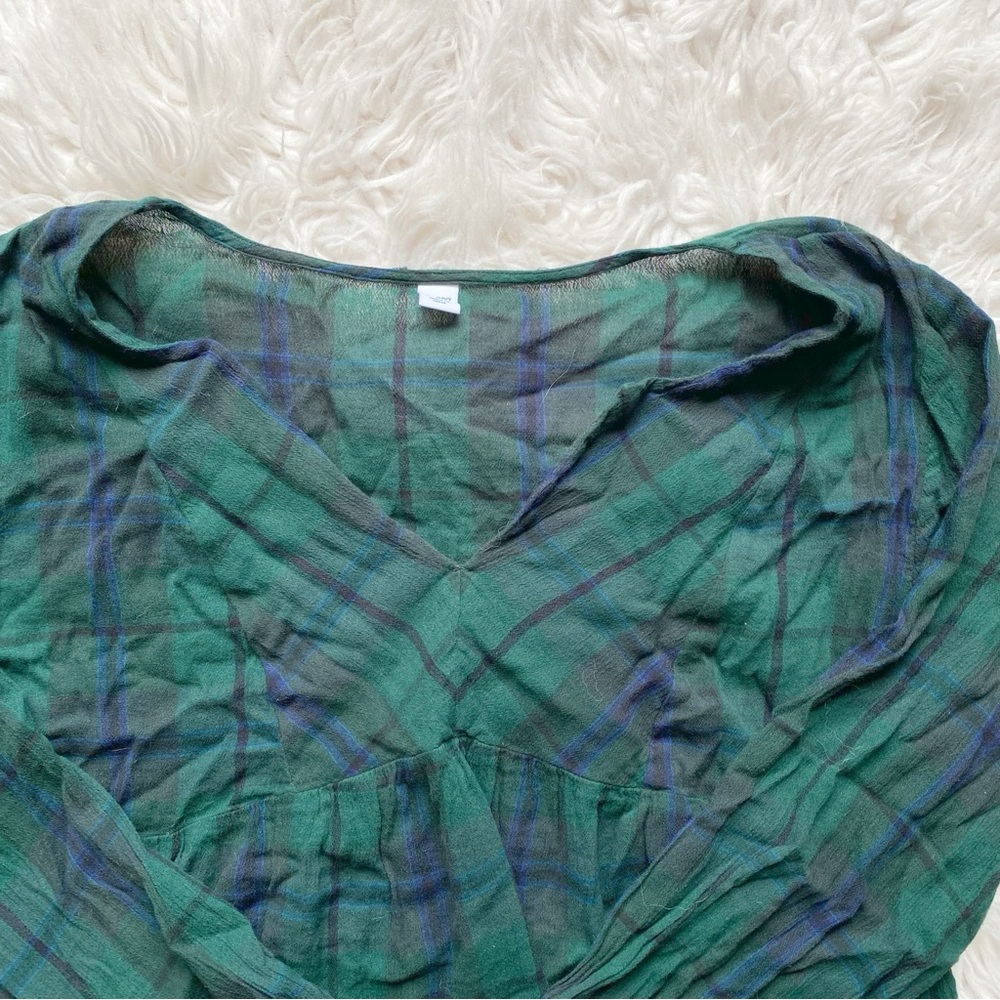 ❌ SOLD! Old Navy Plaid Dark Academia Top